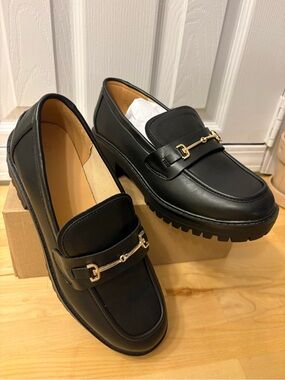 Amazon Black Leather Loafers with Gold Horsebit